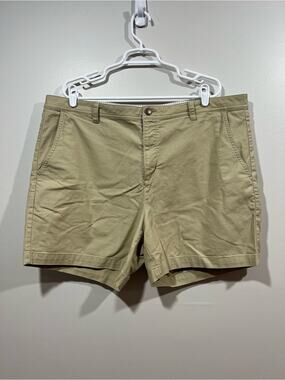 Onward Reserve Men's Flat Front Chino Shorts in Khaki Size 40